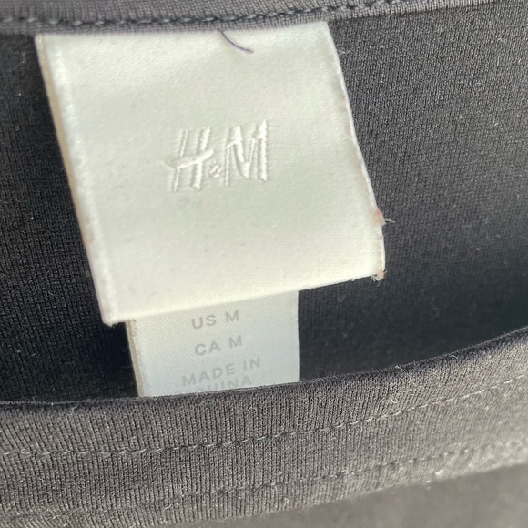 H&M Black Puff Sleeve Bodysuit - Picture 5 of 5